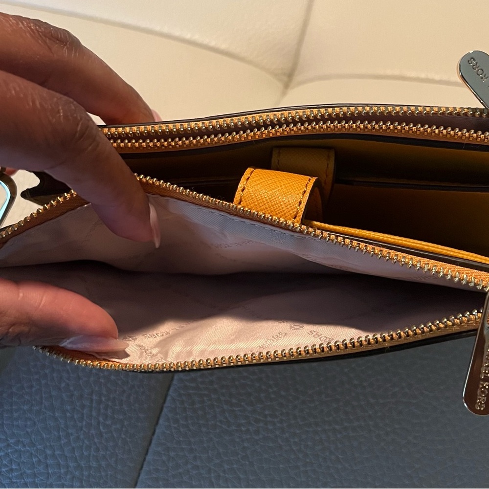 Michael Michael Kors Adele Leather Smartphone Wal… - image 8